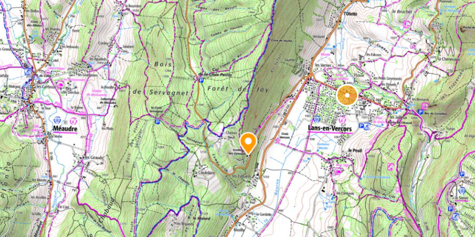 Carte topo 25 avec la localisation de la grotte des Eymards